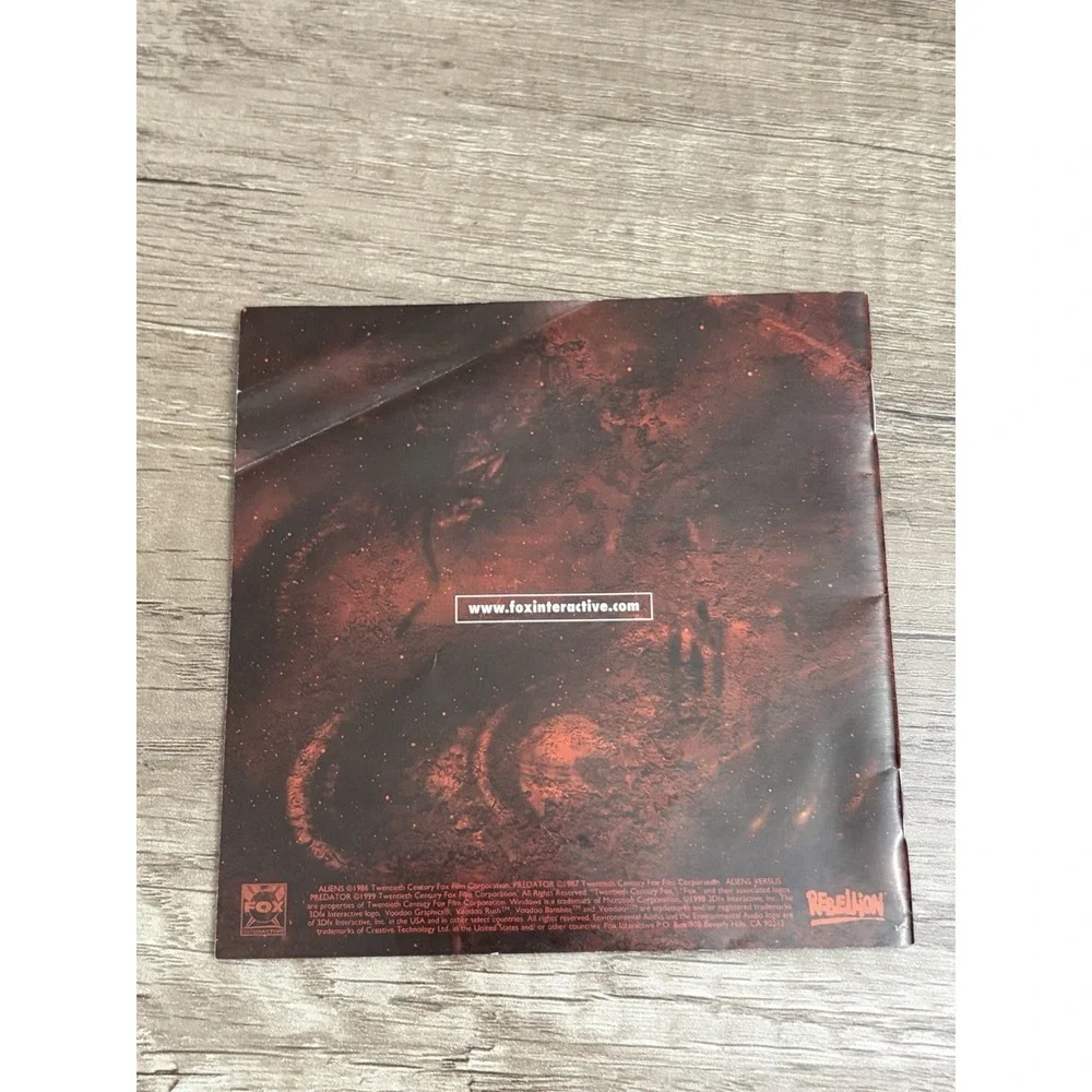 Aliens Versus‎ Predator PC Game Cover Manual Only 1999